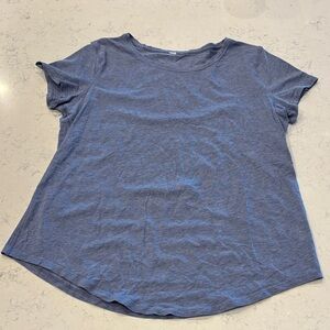 Women’s blue lululemon t shirt